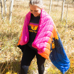 RunTechnology® Puffle Blanket - Happy Hour