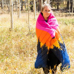 RunTechnology® Puffle Blanket - Happy Hour