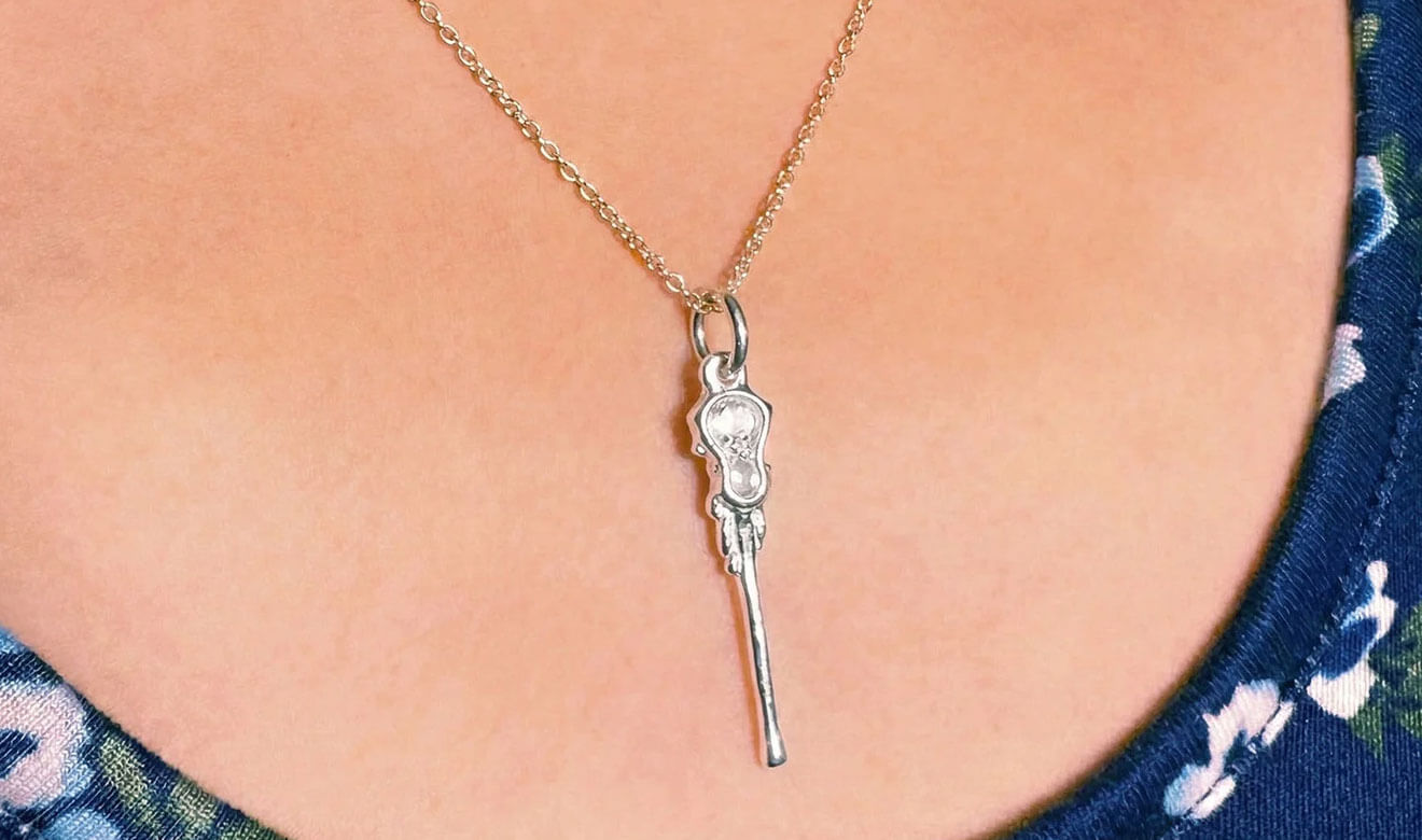 CTS-GIRLS_LACROSSE-GIFT_GUIDE-LANDINGPAGE-LACROSSE_MOM_SHOP_JULY26