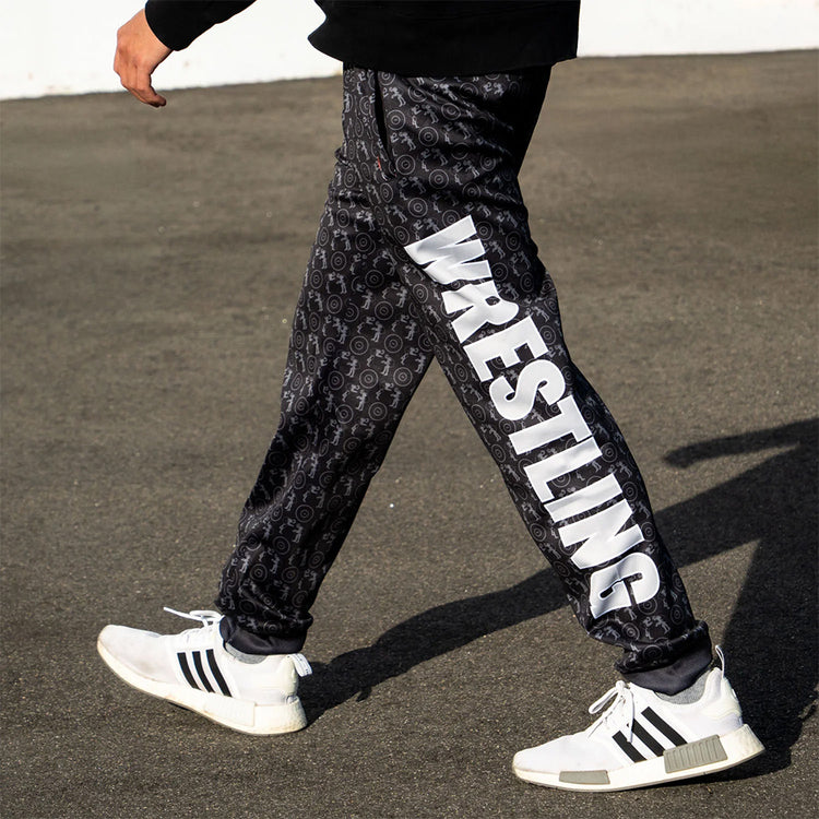 CTS-HOME-BANNER-AUG-2025-WARMUPPANTS-TOPGIFTSFORATHLETES.jpg