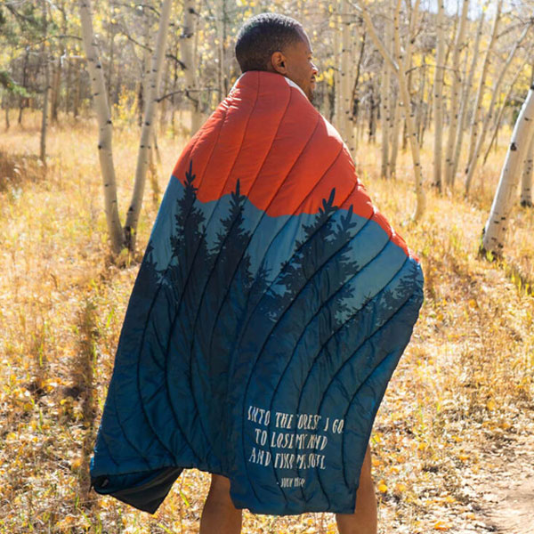 GFAR-RUNNERGUY-TOWELS-BEDDING.jpg