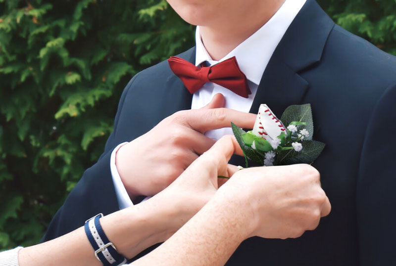 PROM BASEBALL ROSES