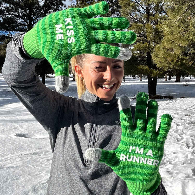 GFAR Gloves with Touchscreen Fingers - Kiss Me I'm a Runner