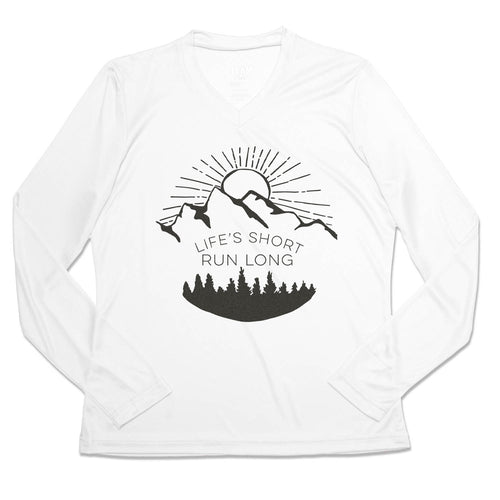 WHITE / AXS